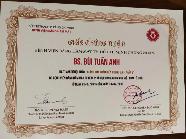 bac-si-nha-khoa-bui-tuan-anh-4